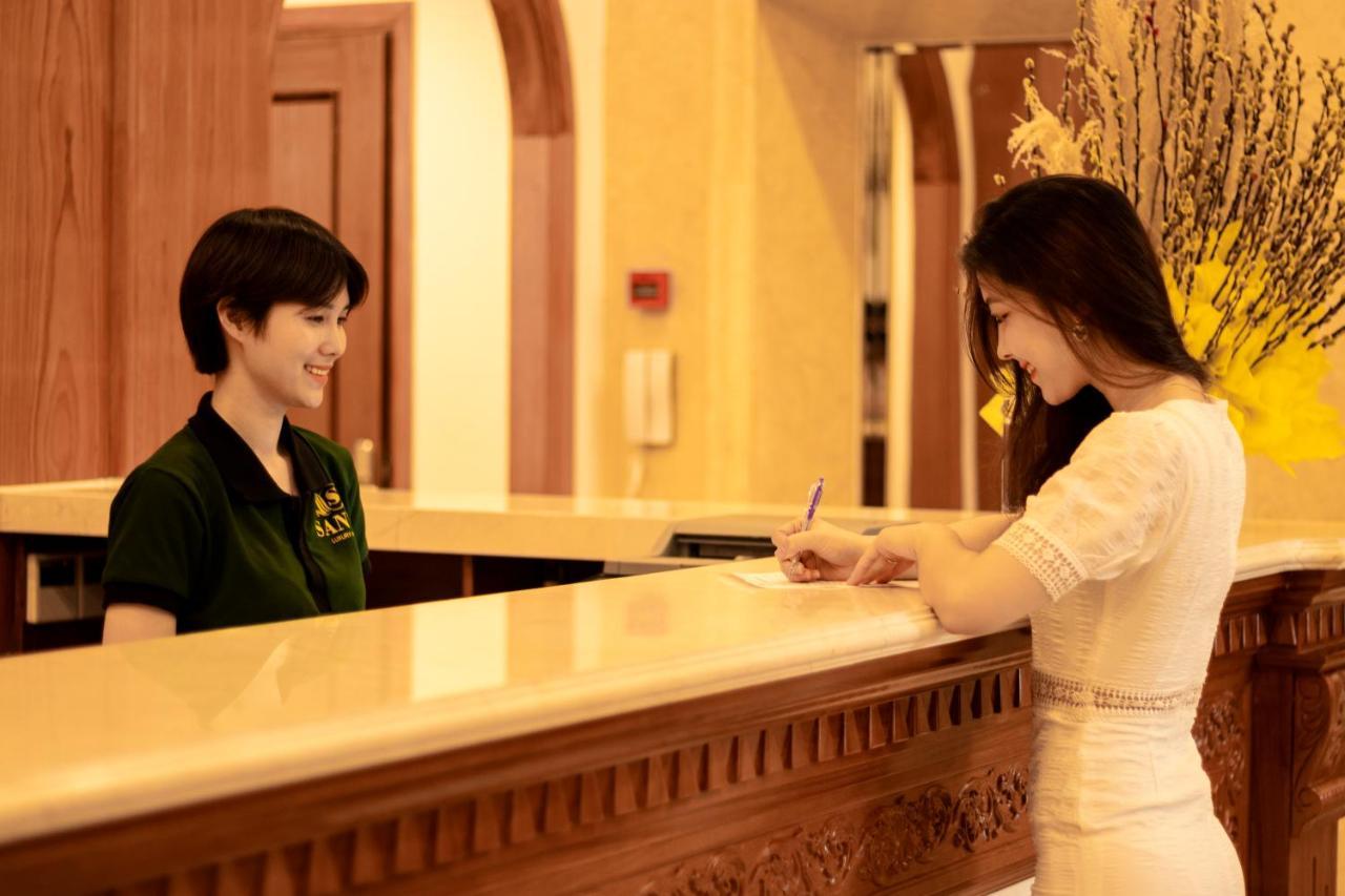 Santa Luxury Hotel Da Nang Zewnętrze zdjęcie