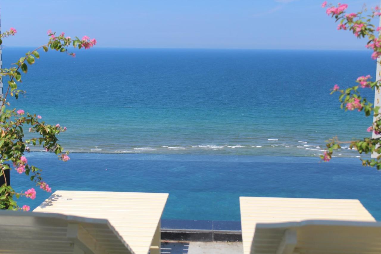 Santa Luxury Hotel Da Nang Zewnętrze zdjęcie
