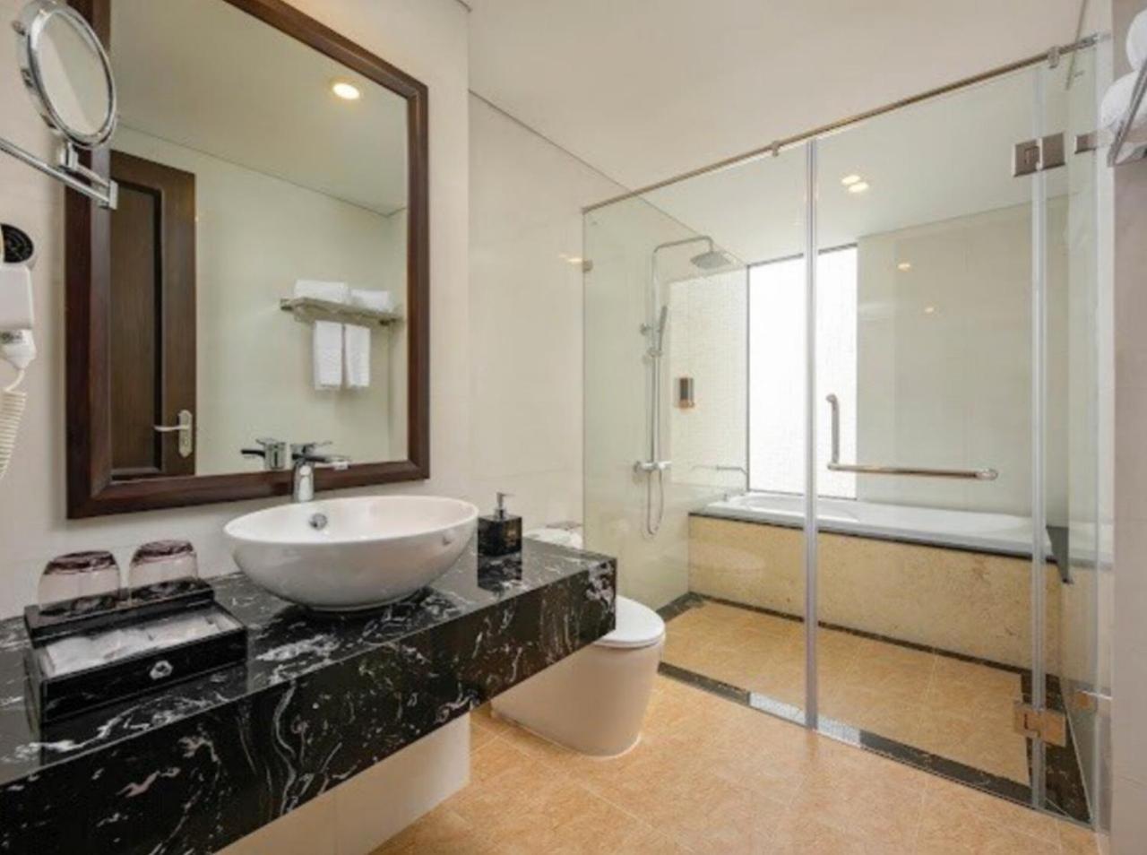 Santa Luxury Hotel Da Nang Zewnętrze zdjęcie