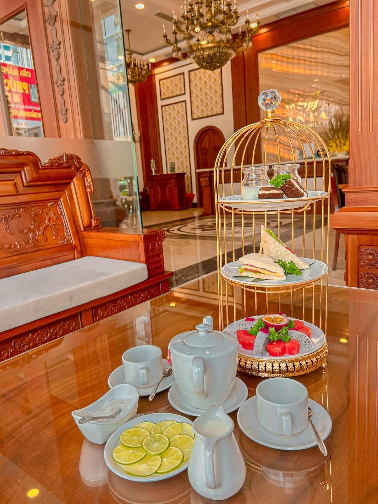 Santa Luxury Hotel Da Nang Zewnętrze zdjęcie